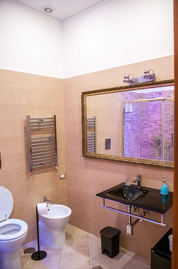 Domus Sanfelice Suite Naples Exterior photo